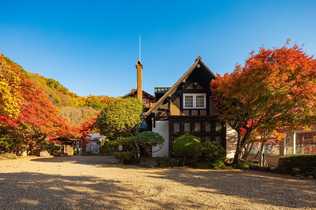 アサヒグループ大山崎山荘美術館の紅葉2