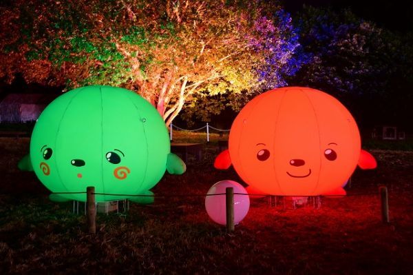 「ふわりん」「もこ太」のバルーン照明