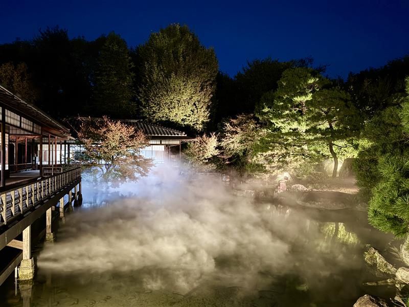 「渉成園 秋灯り」2