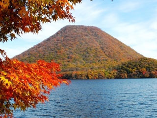 榛名湖の紅葉写真１