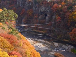 吹割の滝の紅葉の写真４