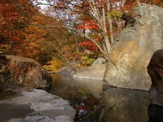 松川渓谷の紅葉写真２