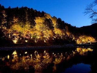 香嵐渓の紅葉写真１