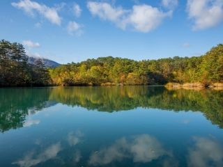 五色沼湖沼群の紅葉の写真４