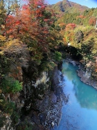 国指定名勝 吾妻峡の紅葉写真１