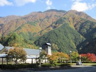 梅ヶ島温泉の紅葉の写真３