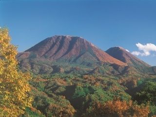 三瓶山の紅葉写真１