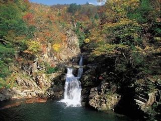 三段峡の紅葉写真１