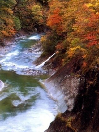 小安峡の紅葉写真１