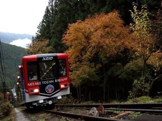 御岳山の紅葉写真２