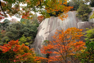 鬼岩公園の紅葉の写真３