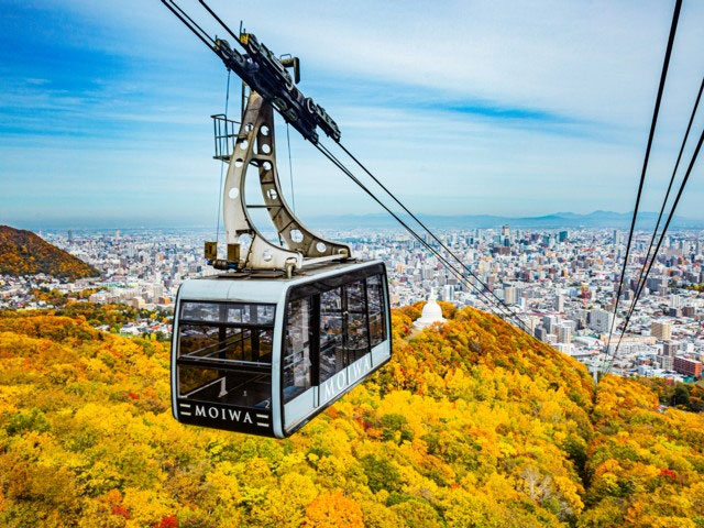 札幌もいわ山ロープウェイの紅葉｜紅葉情報2021