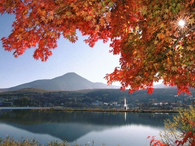 白樺高原 女神湖の紅葉 紅葉情報21