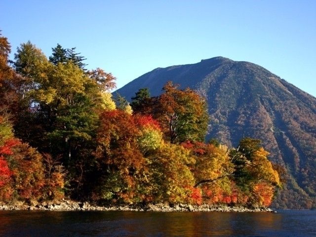 中禅寺湖 華厳ノ滝の紅葉 紅葉情報22