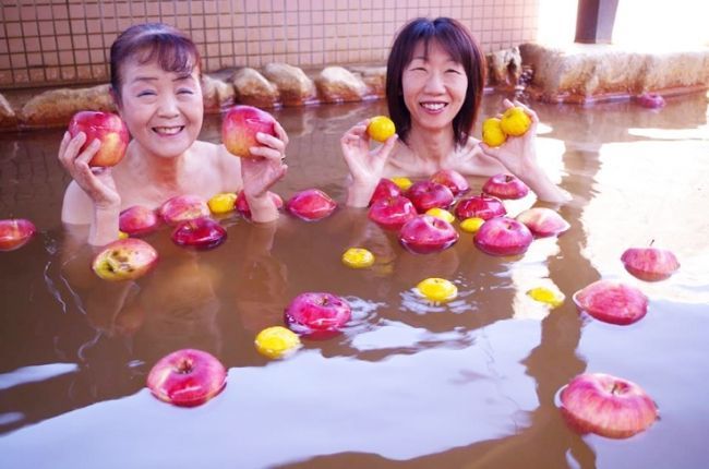 埼玉の柚子VS群馬のリンゴ風呂