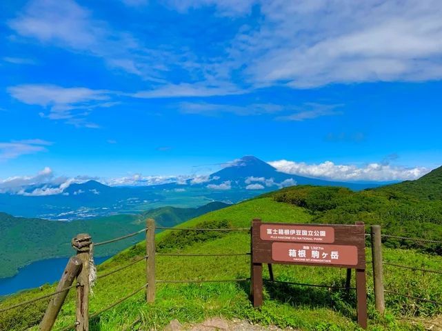 駒ヶ岳山頂から望める富士山