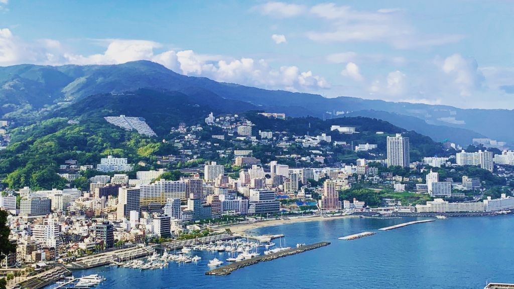 熱海海上花火大会打上げ会場