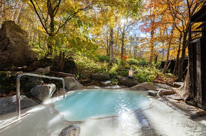 【小梨の湯 笹屋】長野県 白骨温泉 画像提供:杉本 圭