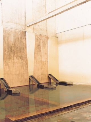 鳴子・早稲田桟敷湯の写真３