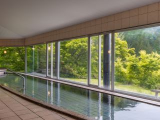 間山温泉 湯の駅ぽんぽこの写真３
