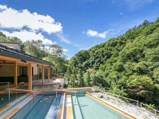蓼科グランドホテル滝の湯写真１