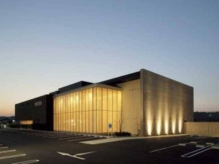 ジェームス山天然温泉 月の湯舟写真１