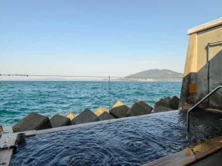 海上露天風呂 波の湯「茜」写真２