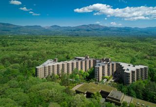 軽井沢俱楽部 ホテル軽井沢1130 鬼押温泉写真２