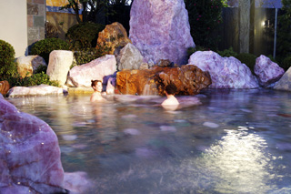 薬石の湯 瑰泉写真１