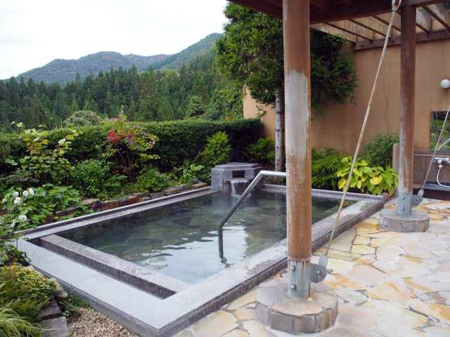 花の駅 片品 花咲の湯 の地図アクセス 行き方 営業案内 温泉特集