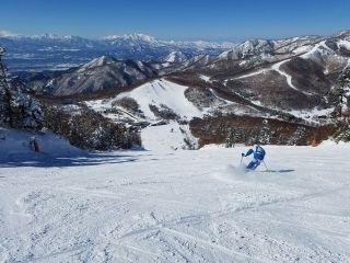 志賀高原 中央エリアスキー場の写真３