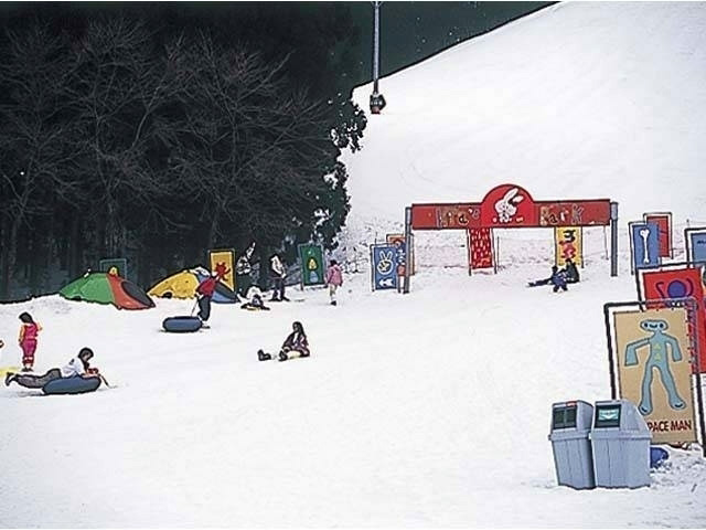 場 スキー 湯沢 パーク